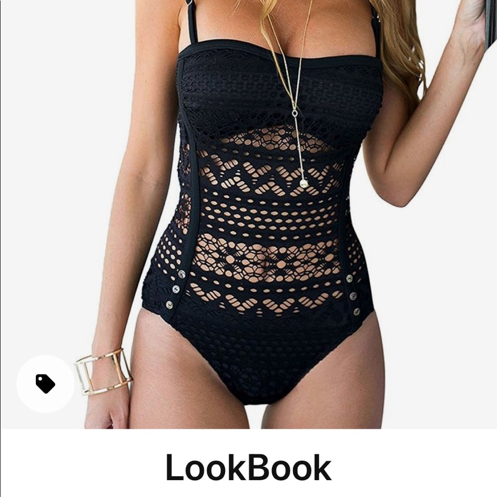 Look book store one piece swimsuit
